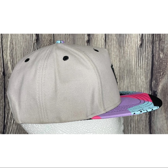 Cayler & Son 90s Snapback Hat Cap Hip Hop Abstract - Picture 2 of 7